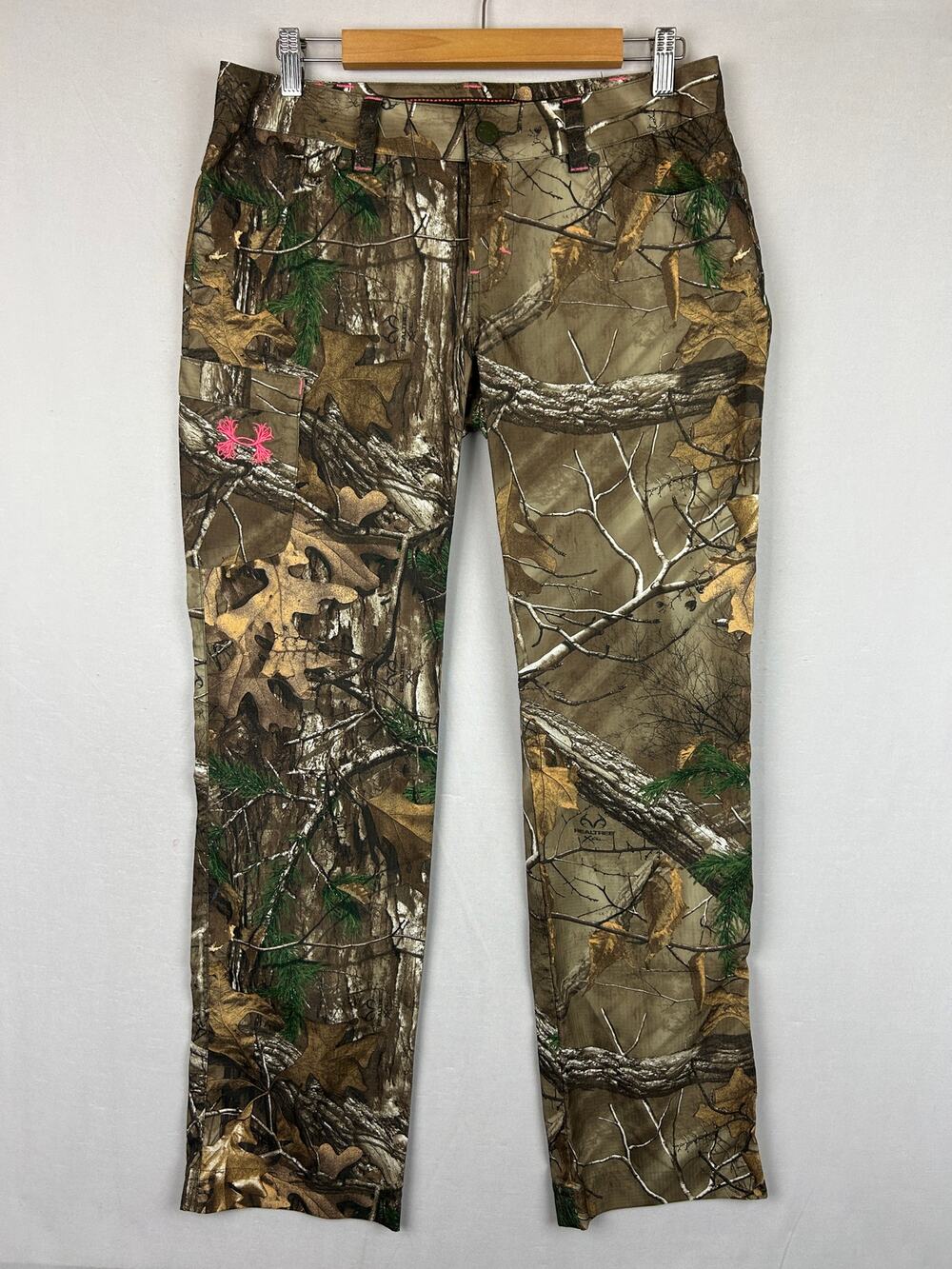 Under Armour Women's Realtree Xtra Camo Performance Hunting Pants 1227666 Size 8